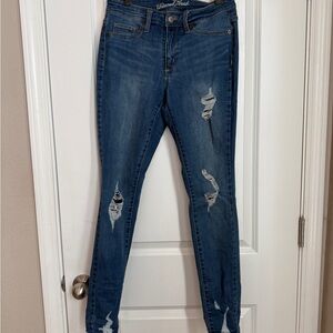 Universal Thread Distressed Denim Skinny Jeans size 27, size 4